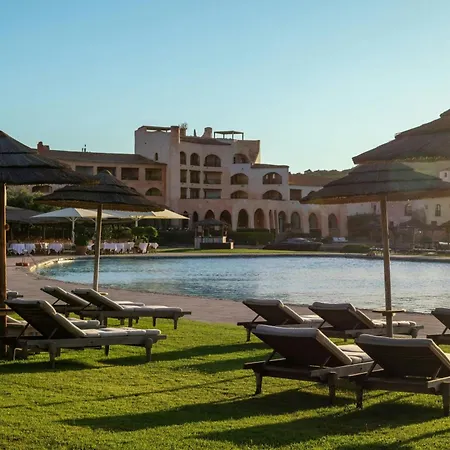 מלון Cala Di Volpe, A Luxury Collection Hotel, Costa Smeralda 5*