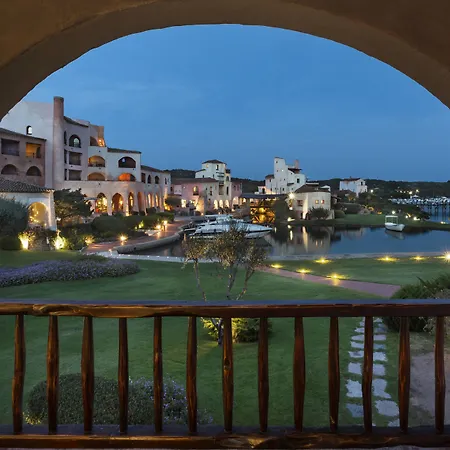 酒店 Cala Di Volpe, A Luxury Collection Hotel, Costa Smeralda 切尔沃港