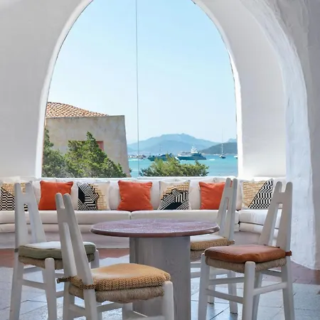 Отель Cala Di Volpe, A Luxury Collection Hotel, Costa Smeralda 5*